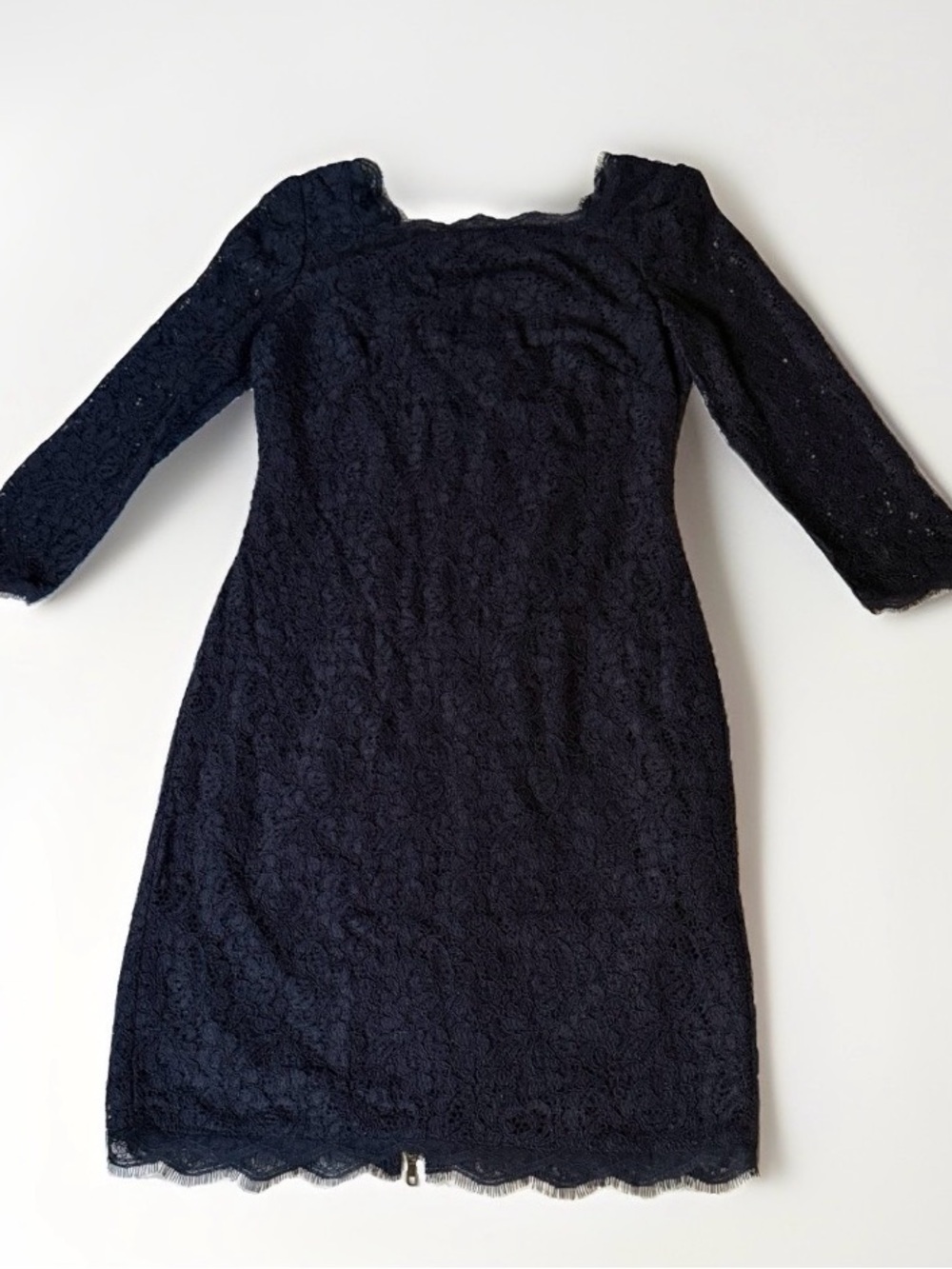 Adrianna Papell Navy Lace Sheath Dress 3/4 Sleeve Scalloped Size 8
